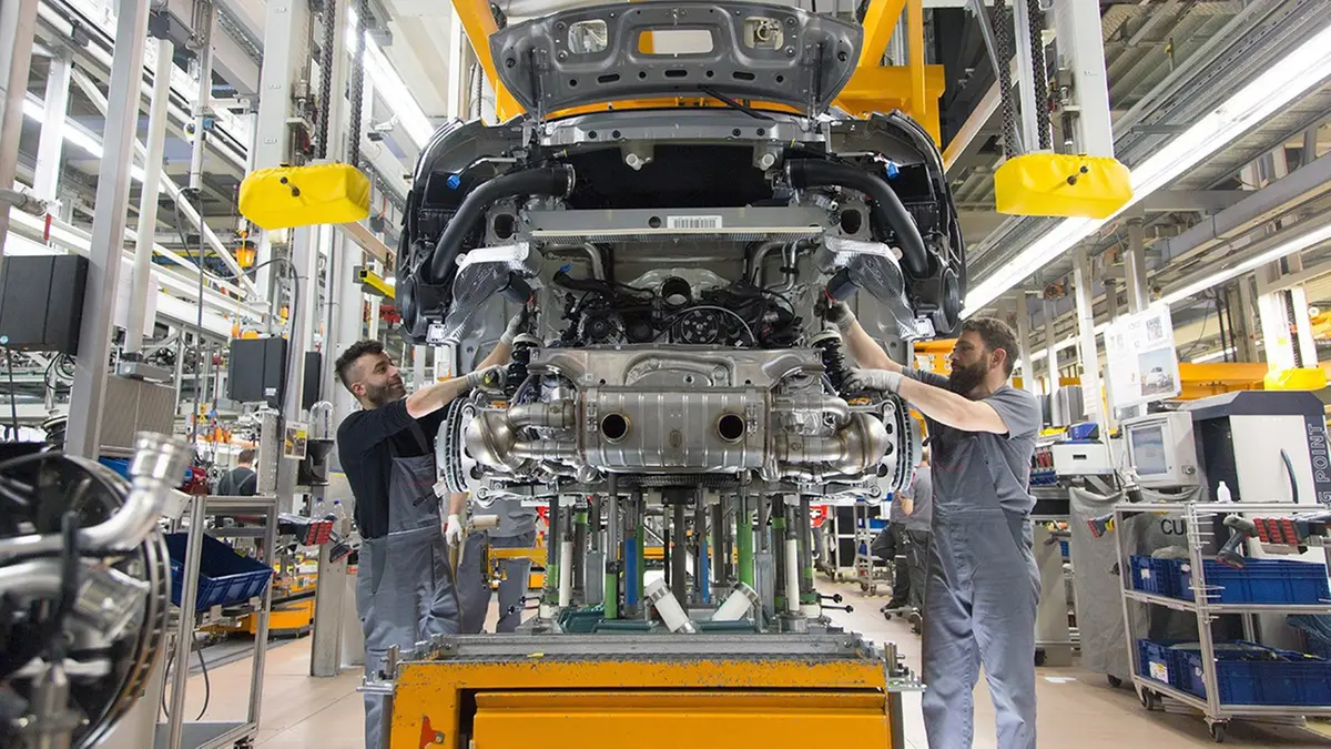 Un'azienda del settore automotive - © www.giornaledibrescia.it