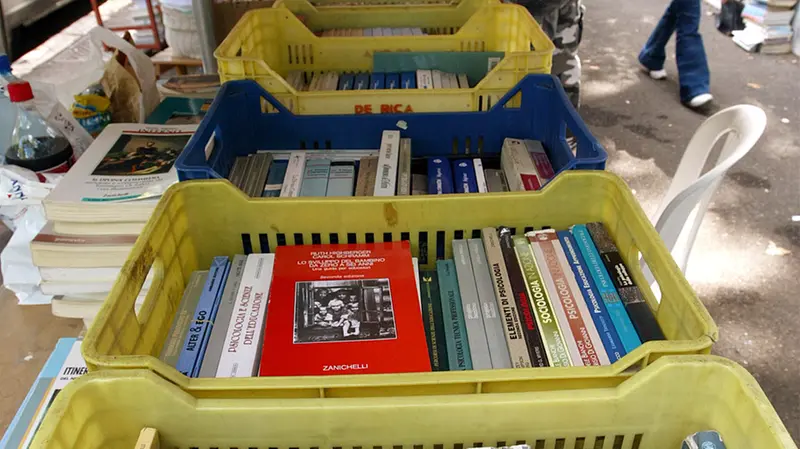 Uno dei mercatini dei libri usati © www.giornaledibrescia.it