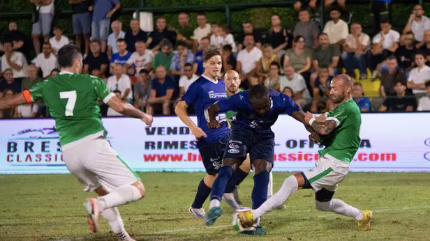 SPORT CALCIO POLPENAZZE DEL GARDA 46° TORNEO NOTTURNO DI POLPENAZZE SEMIFINALE RITORNO NOVA SIDER FORGITAL VS CERESA DELFINA DEMOLIZIONI / COSTRUZIONI FONTANA / FOLLI SCAVI NELLA FOTO  09-07-2026 PIERPAOLO PAPETTI AGENZIA NEWREPORTER