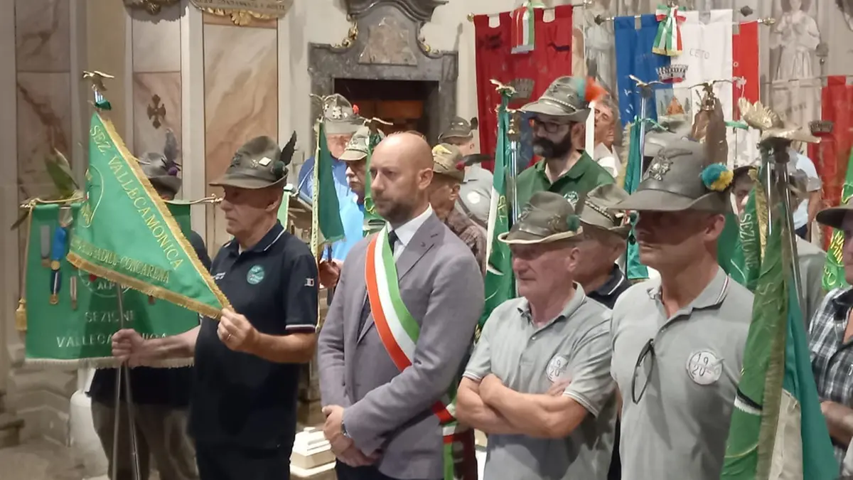 La cerimonia di costituzione dell'intergruppo