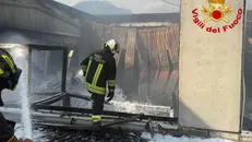 Incendio a Pian Camuno, l'intervento dei Vigili del fuoco
