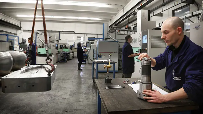 Le lavorazioni all'interno dell'azienda
