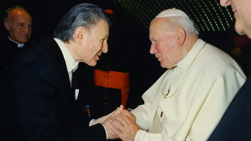 Agostino Orizio con Giovanni Paolo II
