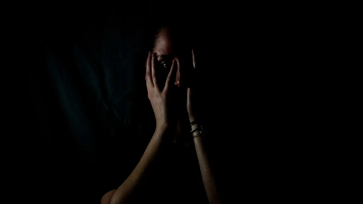 Una donna al buio