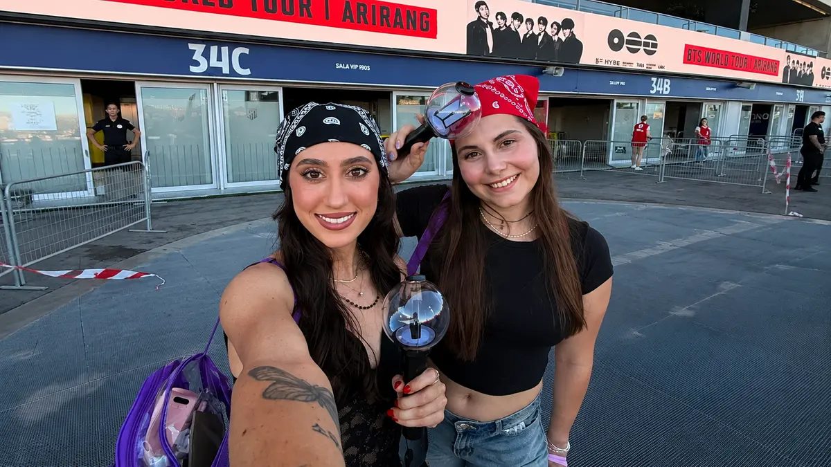 Le due bresciane a Madrid per il concerto dei Bts