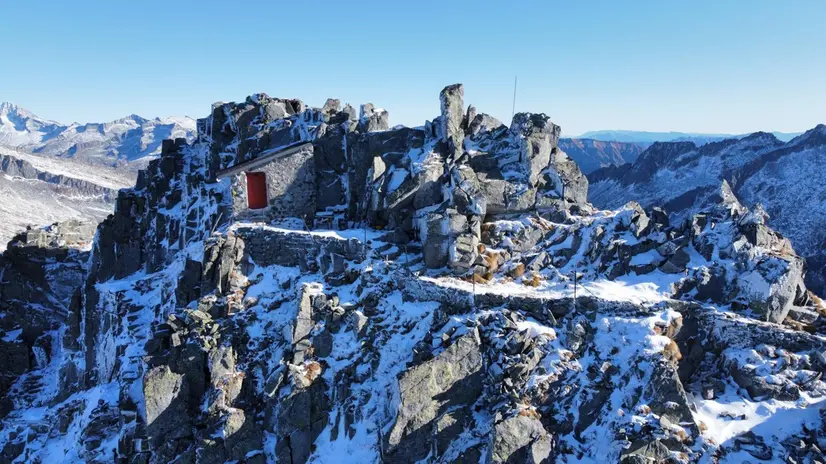 Capanna Mattia, il bivacco è a 2.600 metri al passo della Monoccola