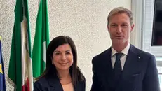 Claudia Carzeri con il presidente del Consiglio regionale della Lombardia Federico Romani