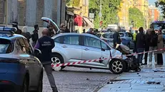 L'auto sulla folla a Modena - Foto Ansa © www.giornaledibrescia.it