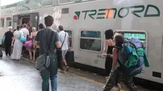 Rincari in vista per i viaggiatori che utilizzano i treni regionali