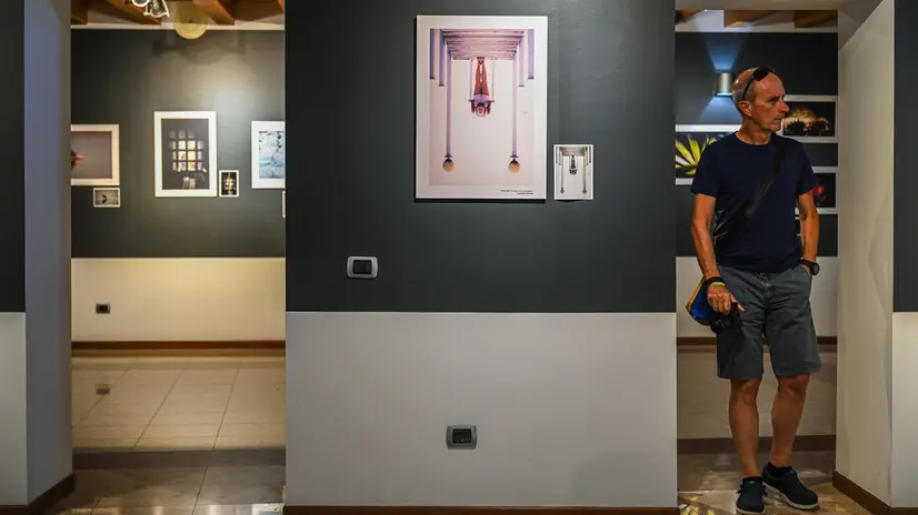«Wound | Ferita» è allestita a Palazzo Callas fino all’8 novembre