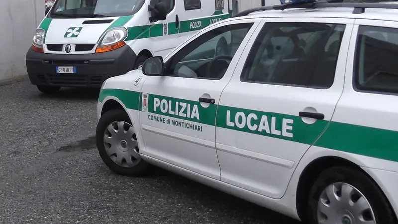 Un’auto della Polizia Locale di Montichiari - © www.giornaledibrescia.it