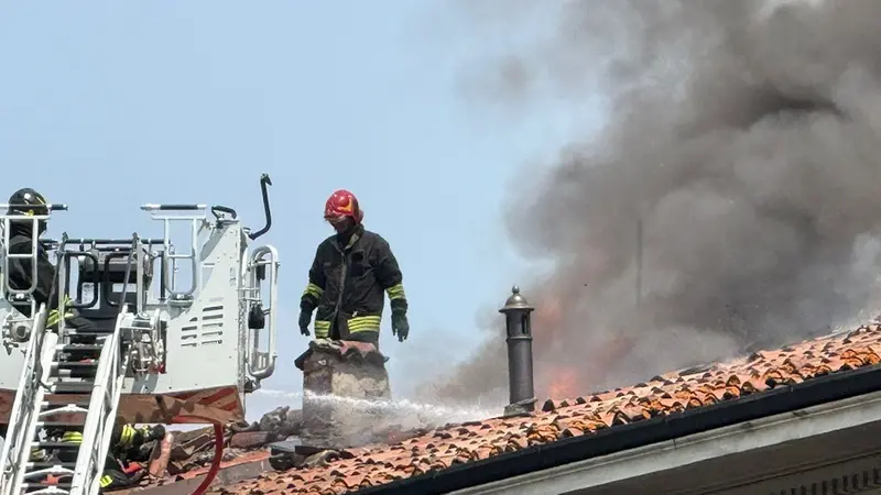 I Vigili del fuoco in azione (foto d'archivio)