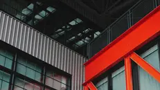 Brescia è tra le dodici città italiane con più stock di capannoni