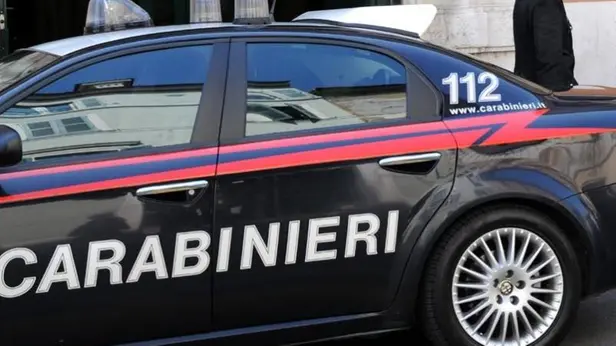 Carabinieri (simbolica) - © www.giornaledibrescia.it