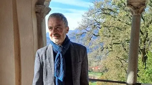 Giuseppe Grattacaso, presidente di giuria del premio Pontedilegno Poesia © www.giornaledibrescia.it