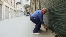 Restano le difficoltà nel settore del commercio