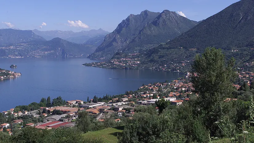 Una veduta del lago d'Iseo