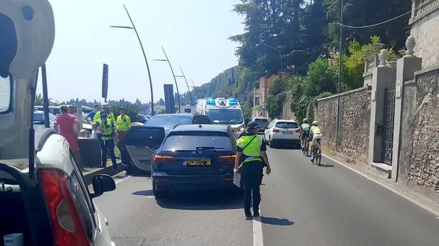 I mezzi coinvolti nell'incidente © www.giornaledibrescia.it