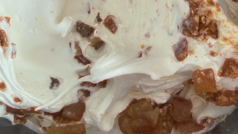 Olio, croccante di arachidi e arancia candita da Gelato Elementare