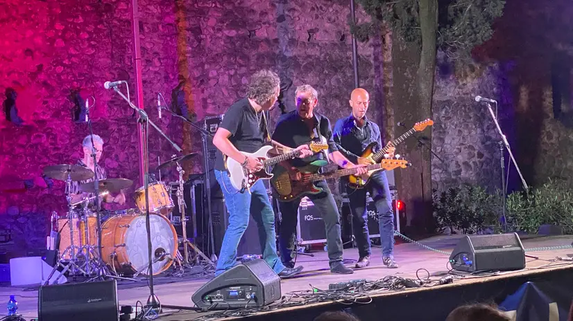 La Band of Friends suona Rory Gallagher