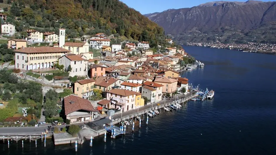 Peschiera Maraglio, uno scorcio della frazione di Monte Isola - © www.giornaledibrescia.it