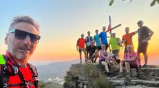 La foto di rito, ogni settimana lo scatto al Corno del Creilì © www.giornaledibrescia.it