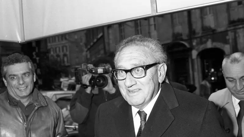 Henry Kissinger durante una visita in Italia negli anni '80 - Foto Ansa © www.giornaledibrescia.it