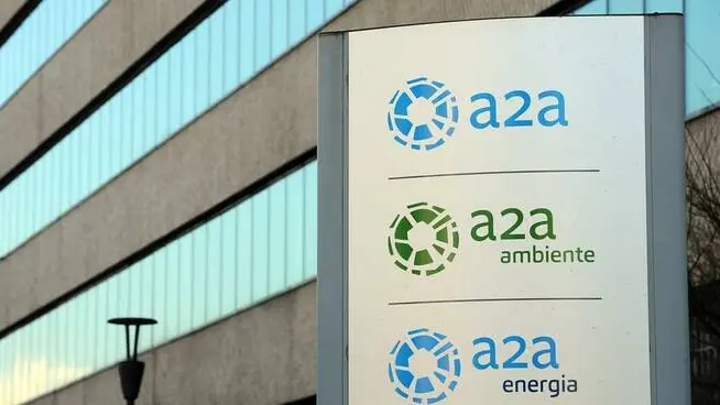 L’amministratore delegato. Renato Mazzoncini, alla guida di A2A
 A Brescia. La sede della multiutility A2A
