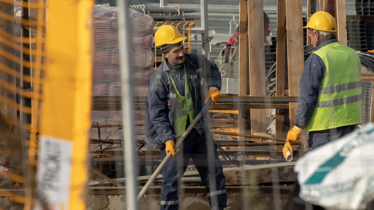 Il calo della popolazione attiva è mitigato dai lavoratori immigrati