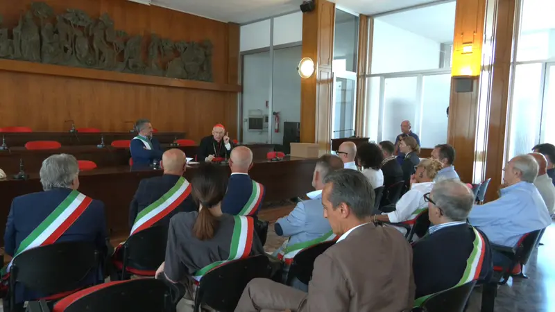 La cerimonia per dire grazie a Re e ricordare l’amministratore morto a 39 anni © www.giornaledibrescia.it