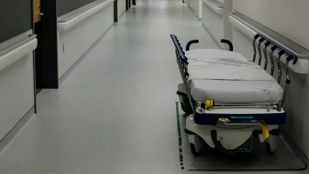 Una barella in ospedale, foto rappresentativa