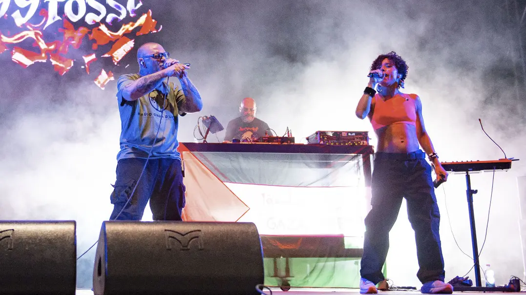 Festa di Radio Onda d'Urto: i live dei 99 Posse e degli Asian Dub Foundation