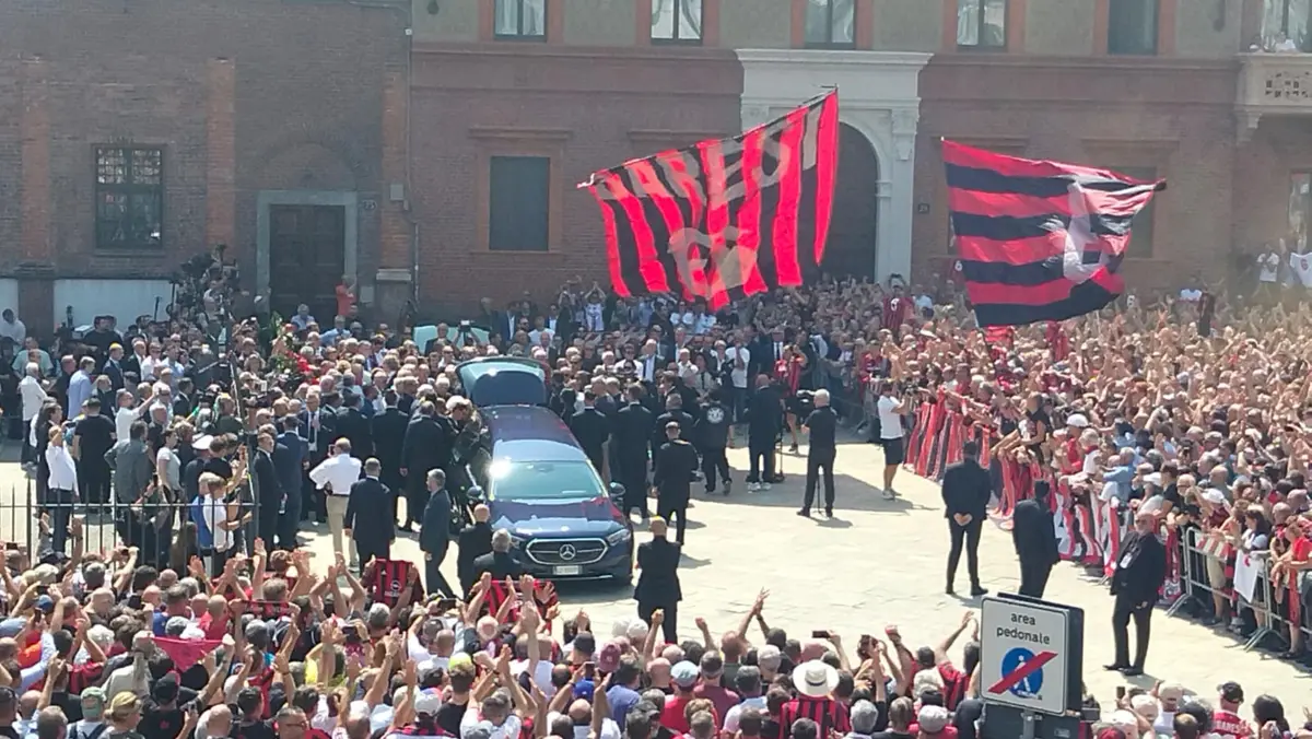 I funerali di Franco Baresi a Milano - Foto Ansa © www.giornaledibrescia.it