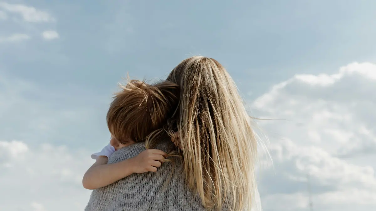 Una madre con il figlio