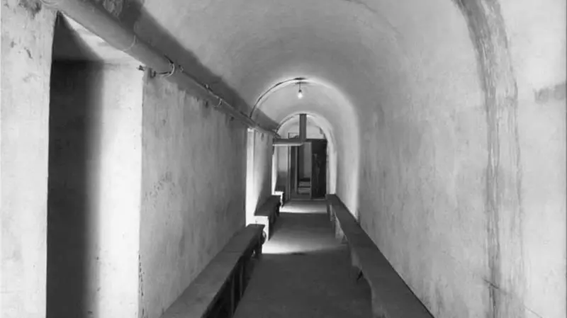 Uno dei bunker che ora stanno tornando alla luce - © www.giornaledibrescia.it
