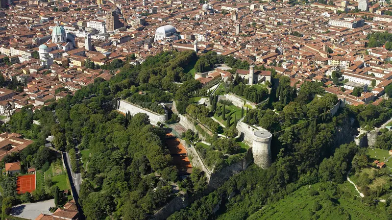 Nel cuore di Brescia si ritrovano immobili che fanno stropicciare gli occhi
