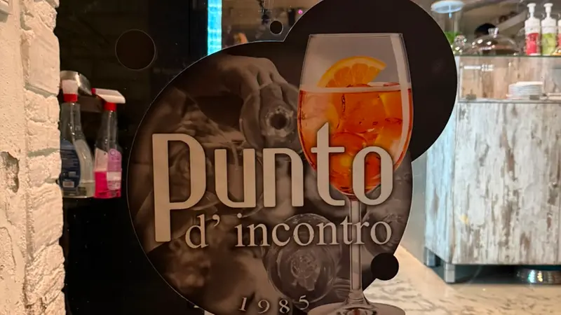 Il locale del barista aggredito
