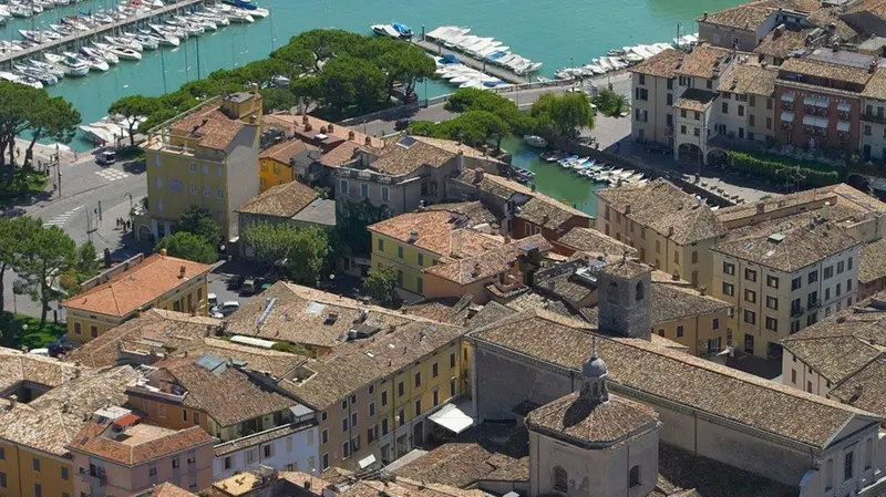 Una veduta del centro di Desenzano
