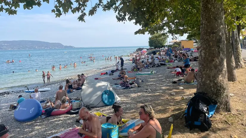 La spiaggia dove è avvenuto il fatto - Foto © www.giornaledibrescia.it