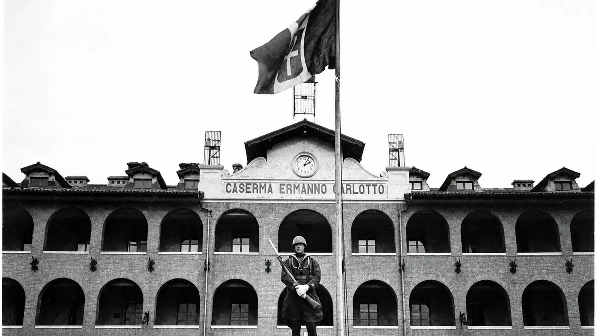 La caserma Ermanno Carlotto di Tientsin nel 1939 - Foto collezione Luca Invernizzi