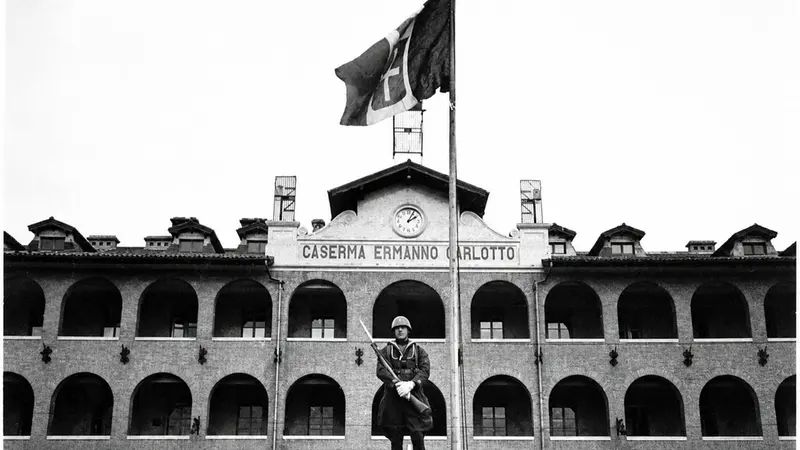 La caserma Ermanno Carlotto di Tientsin nel 1939 - Foto collezione Luca Invernizzi