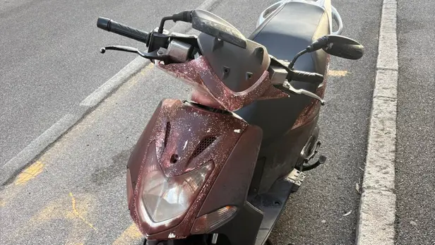 Il motorino ricolorato recuperato a Rezzato