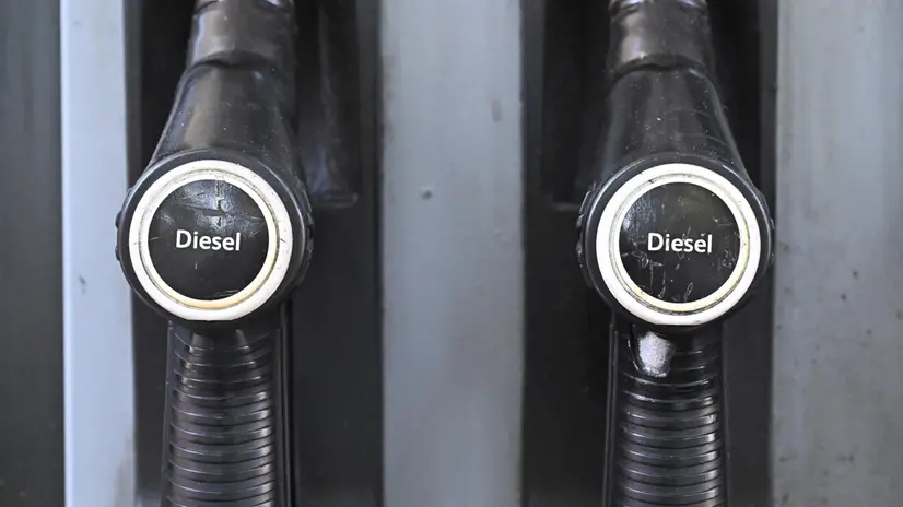 Il prezzo dei carburanti è tornato a salire - Foto Ansa © www.giornaledibrescia.it