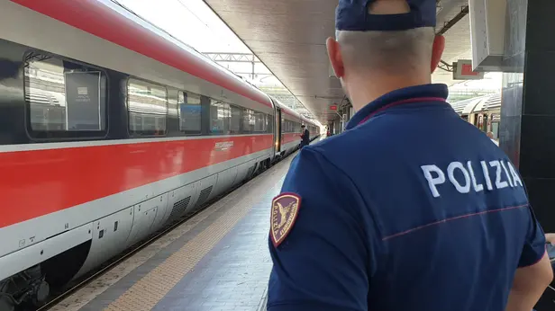 Controlli della Polfer in stazione