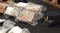 Un sequestro di cocaina (foto d'archivio)