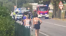 Vigili del fuoco e forze dell'ordine sul posto - © www.giornaledibrescia.it