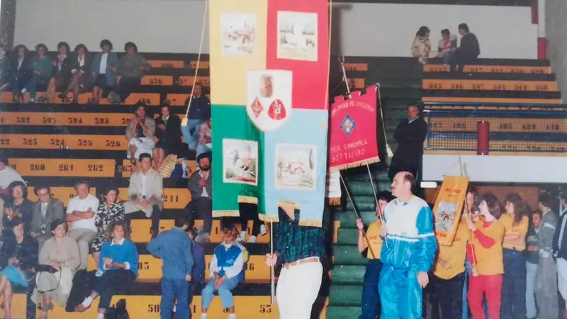Negli anni ’80: il «Palio delle frazioni» organizzato da Avis e Aido - © www.giornaledibrescia.it