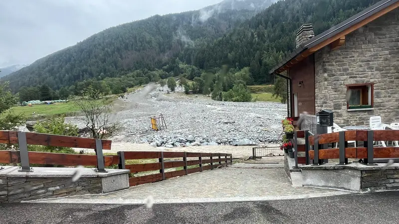 I danni provocati dalla colata detritica a Stadolina