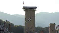 Il campanile di Amatrice dopo il terremoto - Foto Gabriele Strada/Neg © www.giornaledibrescia.it