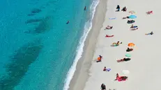 Bagnanti al mare
